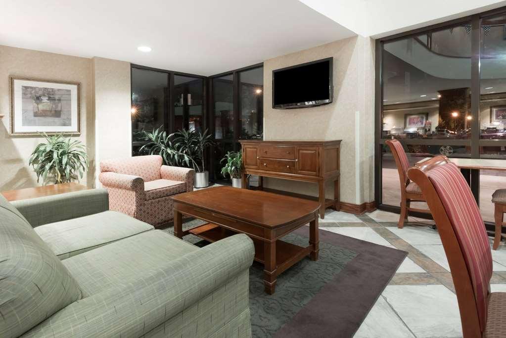Baymont By Wyndham Indianapolis South Ξενοδοχείο Εσωτερικό φωτογραφία